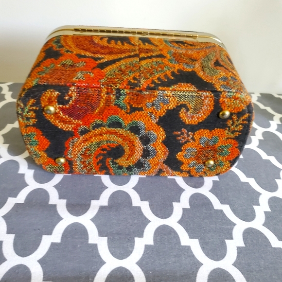 Carpet/Tapestry Traincase - Picture 2 of 6